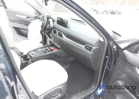 2022 Mazda Cx-5 2.5 S Preferred z USA, uszkodzony, nr VIN JM3KFBCM7N1559040